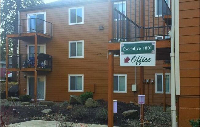 2 beds, 1 bath, 900 sqft, $1,295, Unit 54