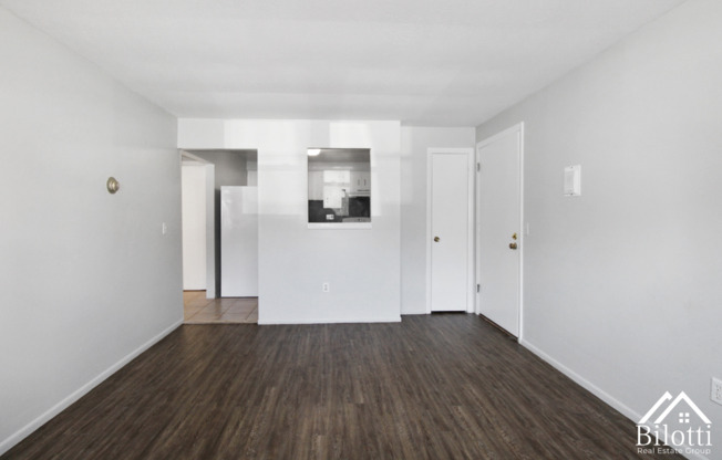 1 bed, 1 bath, 543 sqft, $1,550, Unit 270-09