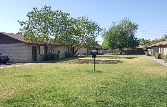 2 beds, 1 bath, 835 sqft, $1,195, Unit #1-B