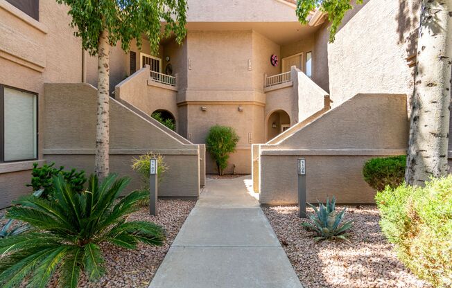 2-bedroom 2 bath condo in Gated Community of Villages North