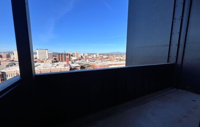 Studio, 1 bath, 484 sqft, $1,575, Unit 204