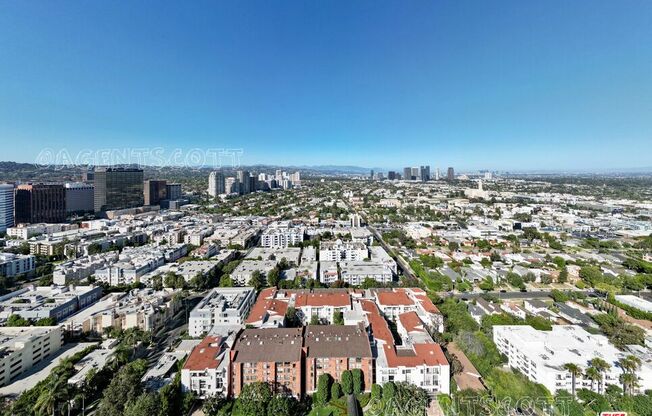 Studio, 1 bath, 405 sqft, $2,700, Unit 546