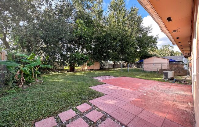 Fully Fenced Privacy in Orlando – Stylish 2 bedroom Near Theme Parks and Beaches!