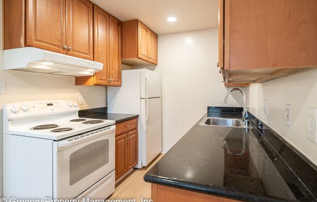 2 beds, 1 bath, 890 sqft, $2,500, Unit 313