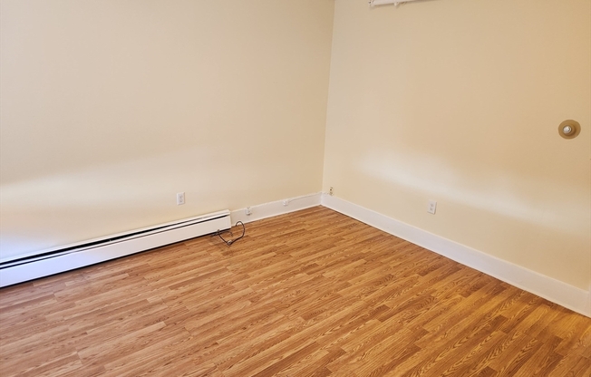 1 bed, 1 bath, 550 sqft, $2,000, Unit 1