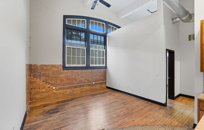 1 bed, 1 bath, 789 sqft, $1,439, Unit 113