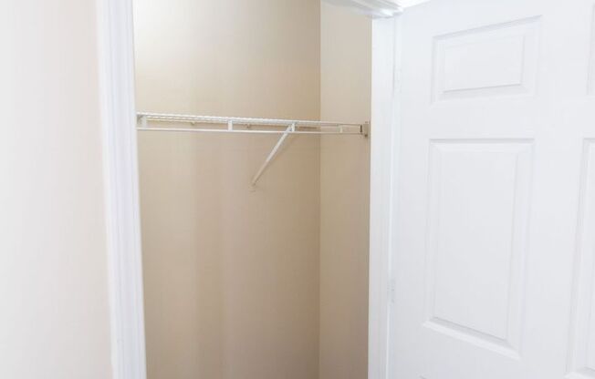 2 beds, 2 baths, $1,395, Unit 3703-F