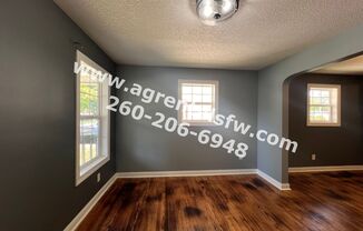 2 beds, 1 bath, $895