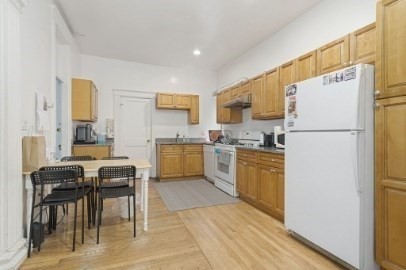 4 beds, 1 bath, 1,048 sqft, $3,800, Unit 1