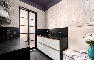 1 bed, 1 bath, 577 sqft, $5,500, Unit 10104