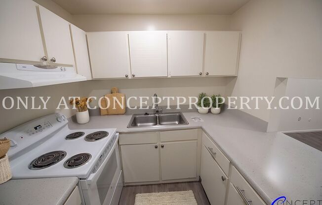 2 beds, 1 bath, 790 sqft, $1,099, Unit A7