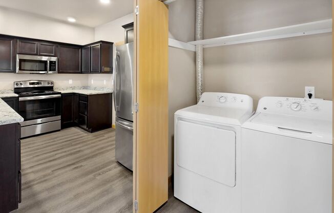 3 beds, 2 baths, 1,021 sqft, $2,295, Unit 541-104
