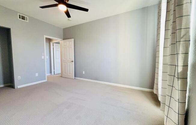 2 beds, 2 baths, 1,121 sqft, $2,250