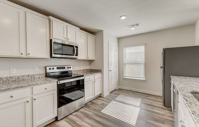 4 beds, 2 baths, 1,724 sqft, $2,145, Unit 505 Beall St