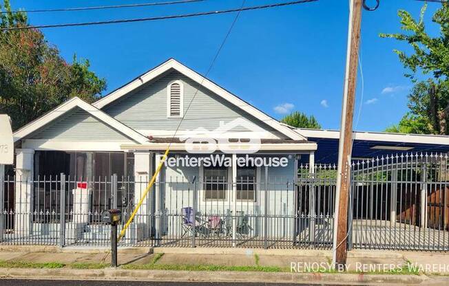 2222 HOGG ST