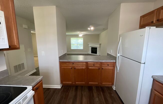 2 beds, 2 baths, 1,131 sqft, $1,475, Unit 2772-3