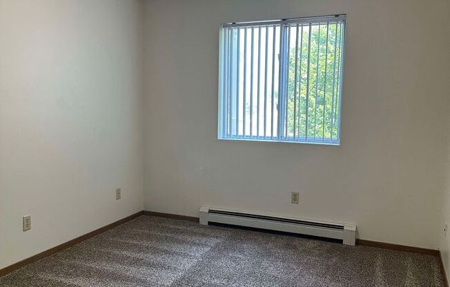 2 beds, 2 baths, $1,075, Unit 1704-205