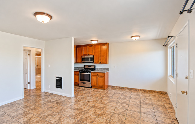 1 bed, 1 bath, 600 sqft, $2,295, Unit 3703