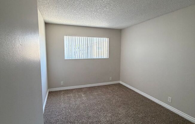 1 bed, 1 bath, 625 sqft, $1,900, Unit 30
