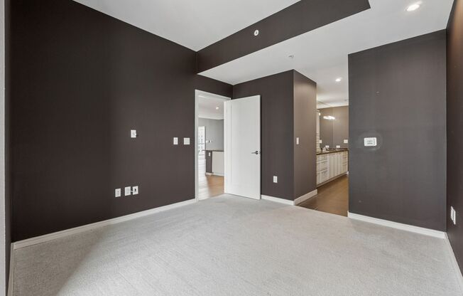 3 beds, 3 baths, $5,895, Unit UNIT 1901