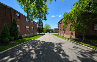 Fallsview Gardens