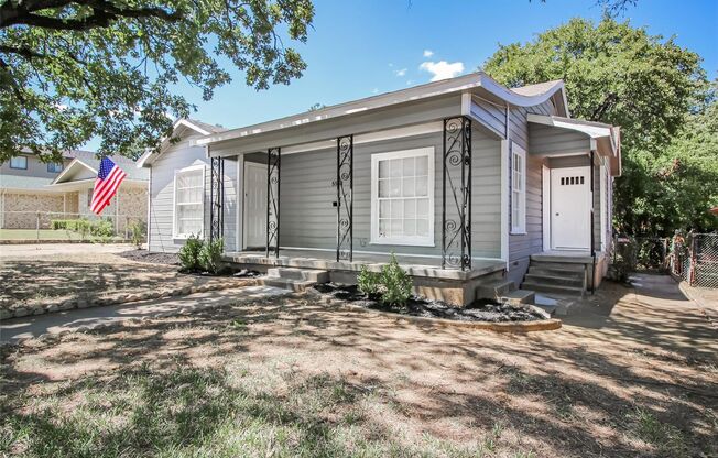 Darling Doll House is a must see!