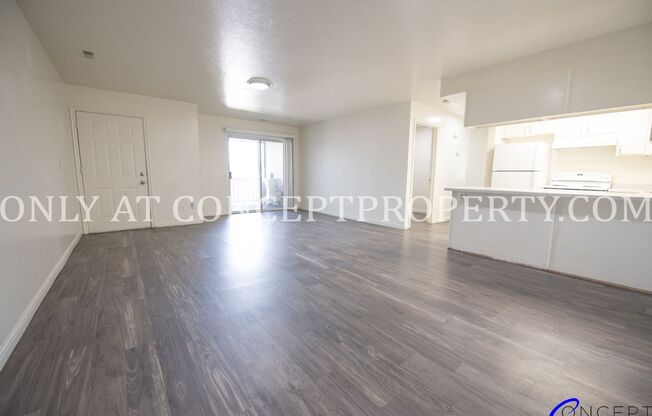 3 beds, 2 baths, 1,350 sqft, $1,649, Unit 4034 22