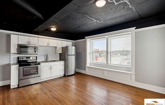 2 beds, 1 bath, 1,191 sqft, $1,395, Unit Unit 2