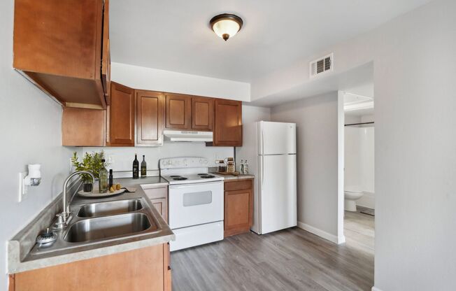 2 beds, 1 bath, 730 sqft, $1,149, Unit 1C