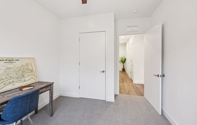 2 beds, 2 baths, 945 sqft, $1,925, Unit 606