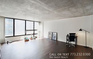 Available July 1st! Sun-filled Oversized 1Bed/1Bath in Full-Amenity Streeterville High-Rise!