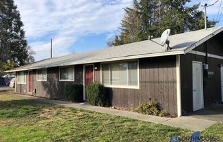 Nice 1 bedroom 1 bath in Grants Pass