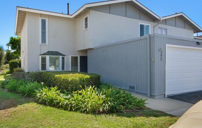 Beautifully remodeled 3 bedroom 2.5 bath townhouse located in the Newport Riviera Community.