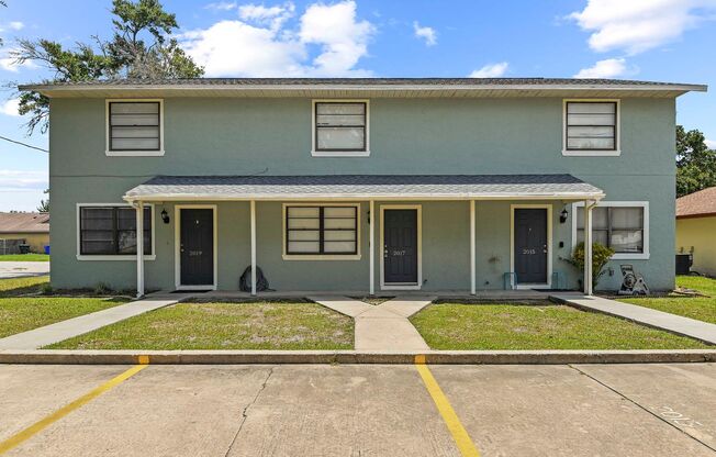 Fully remodeled 2 bedroom in Kissimmee available now!