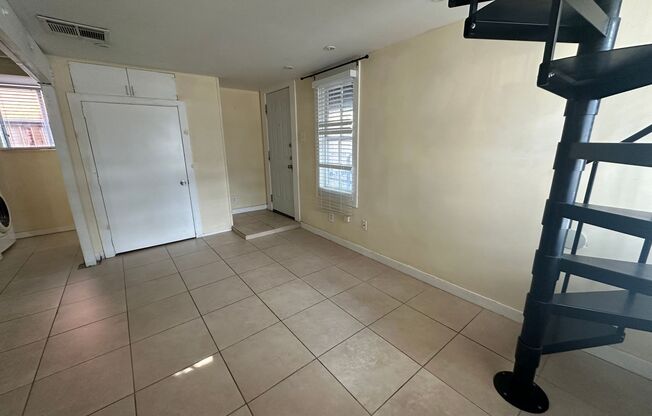 1 bed, 1 bath, $1,295