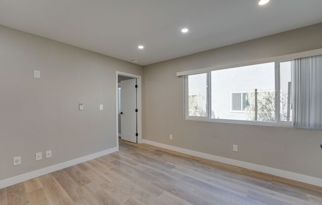 1 bed, 1 bath, 440 sqft, $2,295, Unit 203