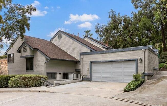 Cul-de-Sac Canyon View Gem – Fully Remodeled 3BR with Vaulted Ceilings in Bonita Villas