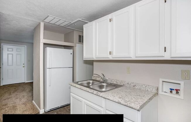 2 beds, 1 bath, 900 sqft, $675, Unit Unit 1221