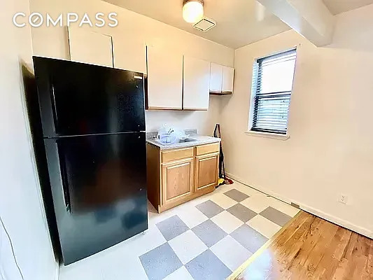 223 9 ST