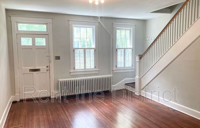 2015 37 ST NW