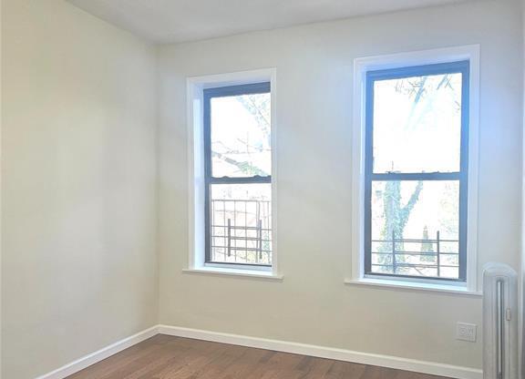 485 ROGERS AVE