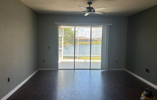 Beautiful Townhome at Magnolia Park!