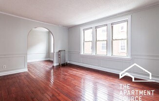 542 W Surf St, Chicago IL SW542-S1