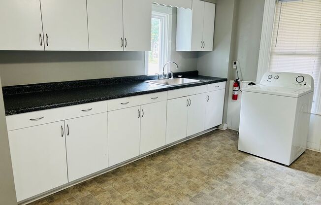Section 8 Approved! - Great 3 Bedroom - 1 Bathroom Single Family Home in St. Paul