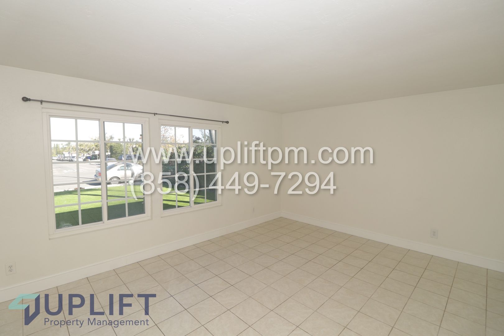 4 BEDROOM/2 BATHROOM - MIRA MESA