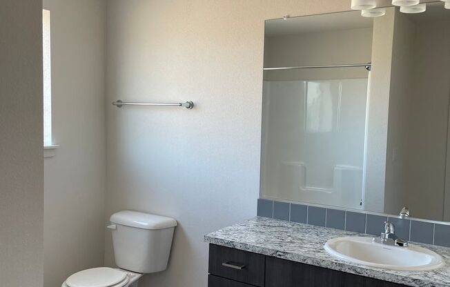 1 bed, 1 bath, 596 sqft, $1,539, Unit 301
