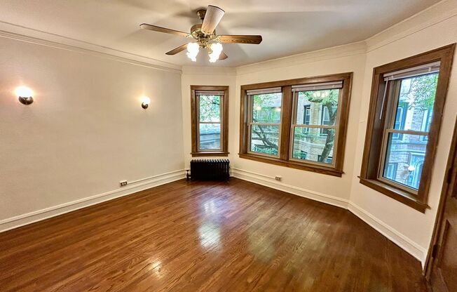 1 bed, 1 bath, 425 sqft, $1,865, Unit 233-120