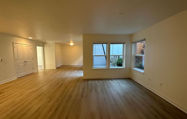 1 bed, 1.5 baths, 872 sqft, $2,449, Unit Unit 204