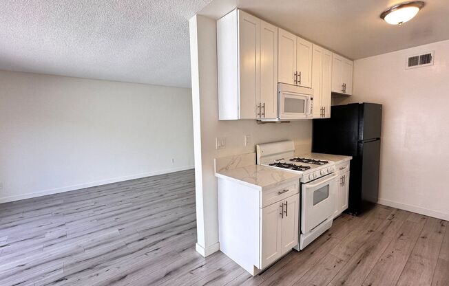 1 bed, 1 bath, $2,075