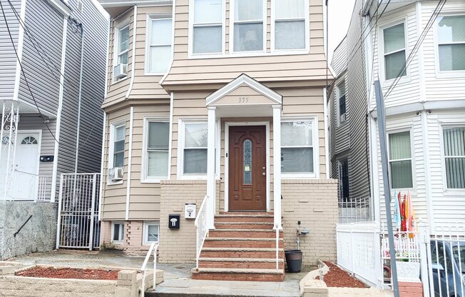 375 UN ST